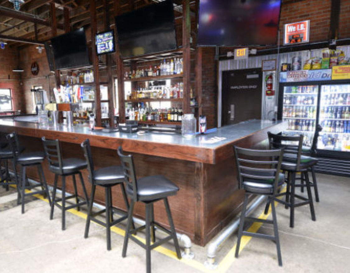 Live Music At Doxx Bar Sioux City Live Music Venues On GigTown
