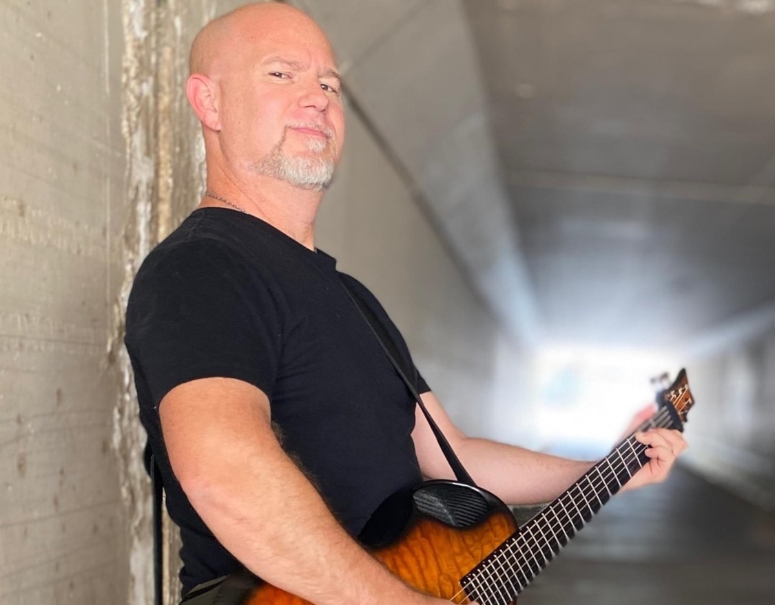 Phoenix Musician Ian Eric GigTown