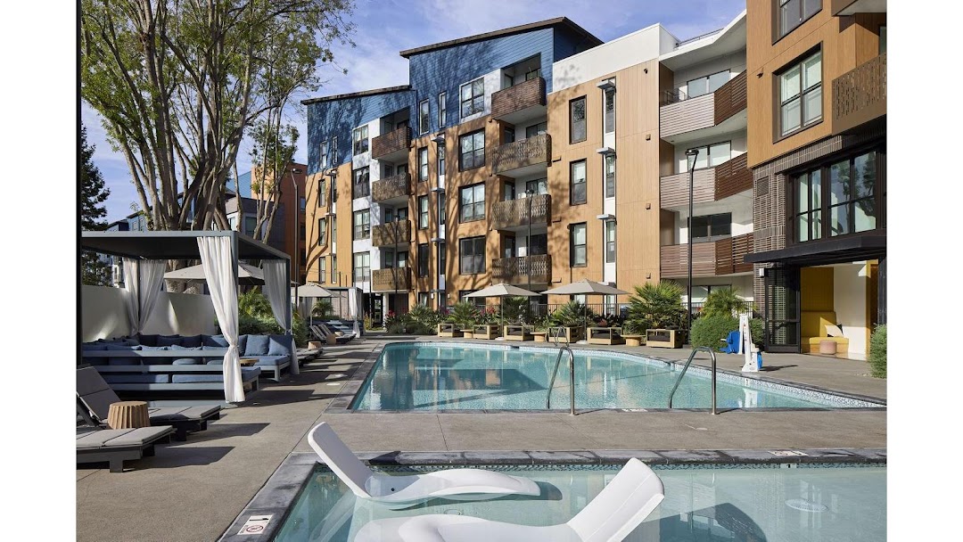 Sevens Luxury Apartment