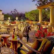 Veranda Fireside Lounge and Restaurant